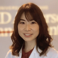 医師:綿貫瑠璃奈