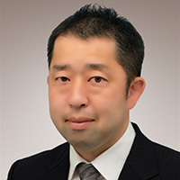 医師:守田亮
